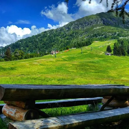 Giuly & Snow Relax Fronte Piste אפריקה