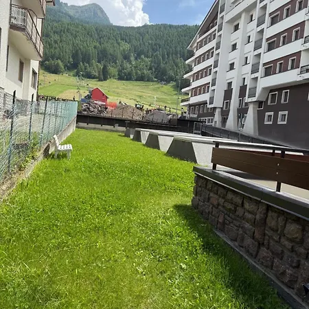 Giuly & Snow Relax Fronte Piste *