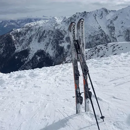 Giuly & Snow Relax Fronte Piste * אפריקה